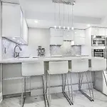 Charming And Luxurious 2Br+1Bath Guest Suite